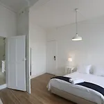 Panzió Magnolia Suites