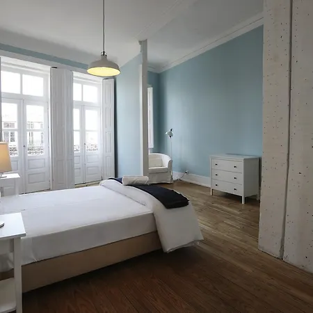 Alojamento de Acomodação e Pequeno-almoço Magnolia Suites *