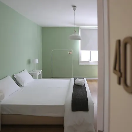 Alojamento de Acomodação e Pequeno-almoço Magnolia Suites